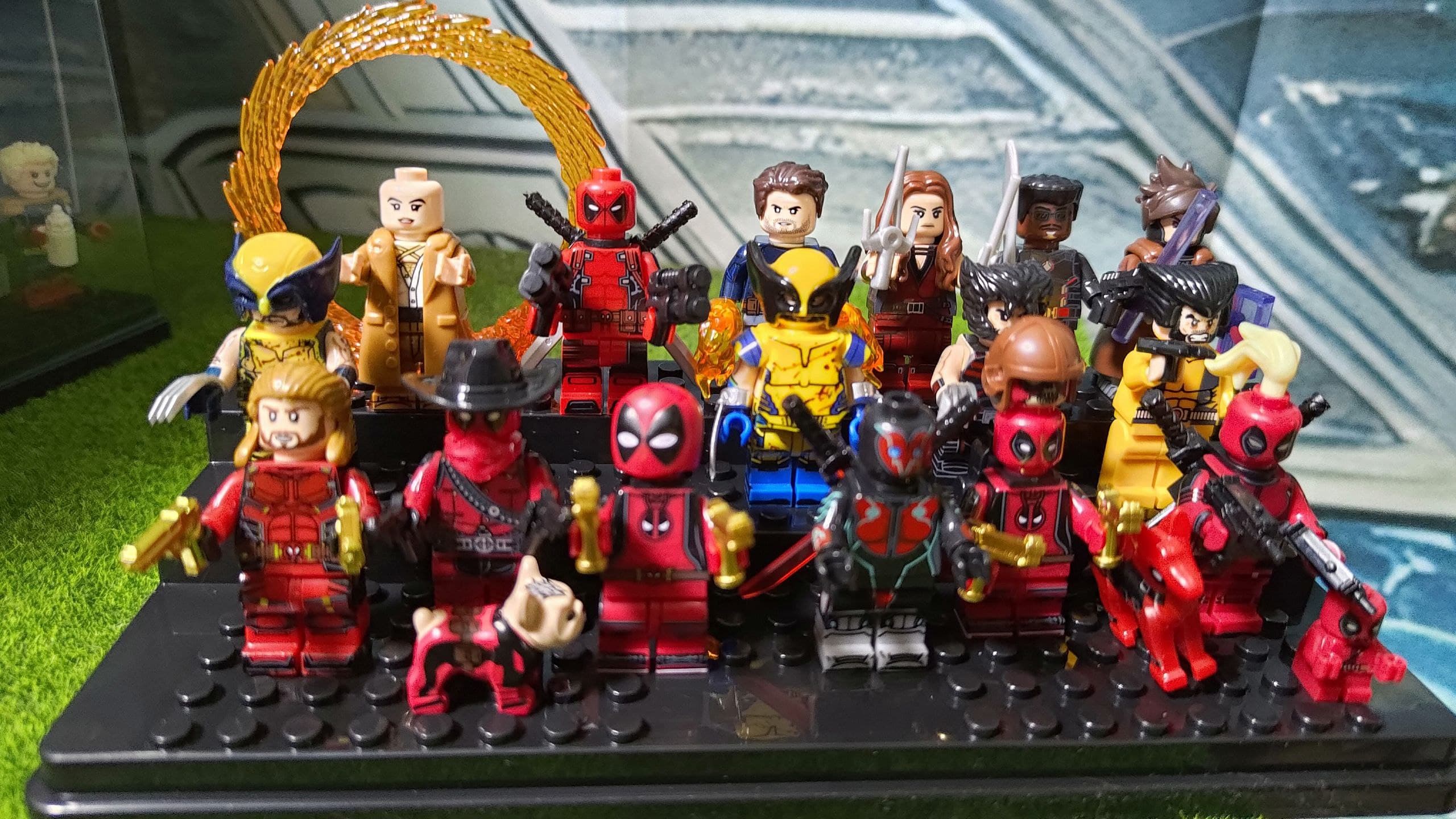 Lego Minifigures Displays 1